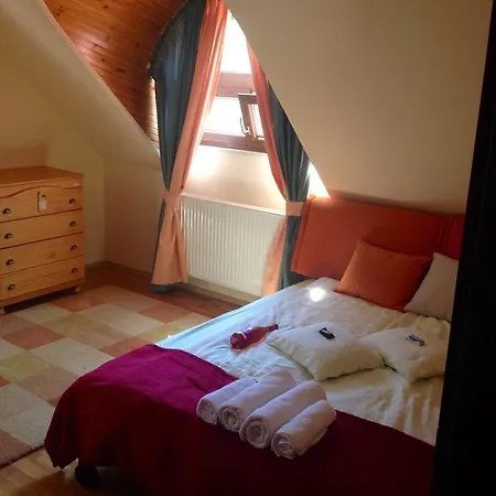 Nyugalom Szigete Vendeghaz * Szigliget